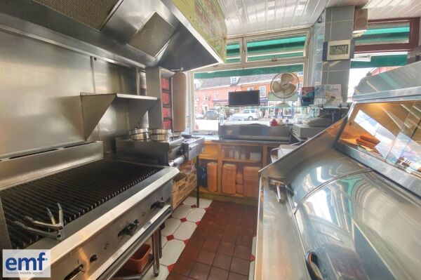 FISH & CHIP SHOP TAKEAWAY – HOLT, NORTH NORFOLK Photo 6