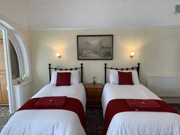 Well presented Guest House in Skegness for sale Photo 6