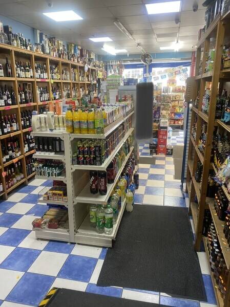 Profitable Off Licence For Sale In North London, great opportunity to expand sales Photo 6