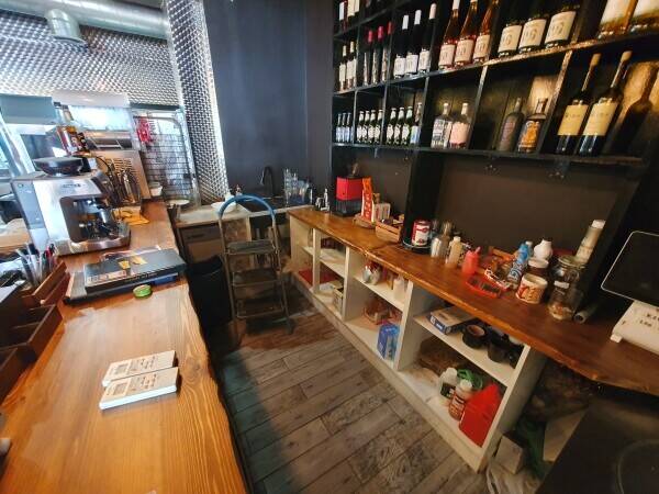 REFURBISHED RESTAURANT WITH FULL A3 & ALCOHOL LICENCE UNTIL 0400 Photo 6