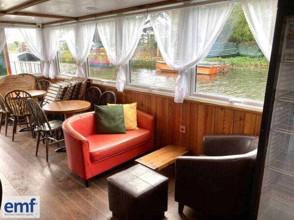 LICENSED CAFE BAR/COFFEE SHOP Photo 6