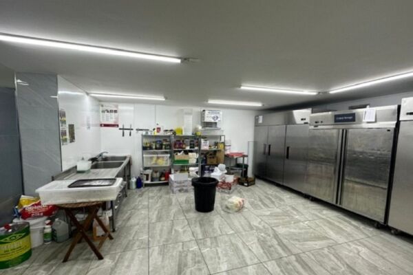 Newly Fitted Restaurant / Takeaway Business Photo 6