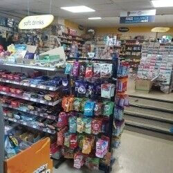 Convenience store for sale Photo 1