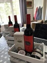 HIGH-END WINE BAR AND DELICATESSEN Photo 6
