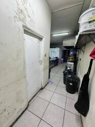 RESTAURANT IS FOR SALE IN PRIME LOCATION OF HAYES, HUGE POTENTIAL TO INCREASE SALES. Photo 6