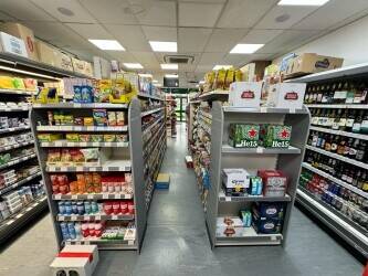 OFF LICENSE IS FOR SALE IN PRIME LOCATION OF HARRINGAY, HUGE POTENTIAL TO INCREASE SALES. Photo 6
