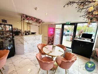 CAFE/BISTRO: HALE Photo 5