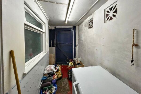 Freehold Takeaway with Accommodation Photo 6