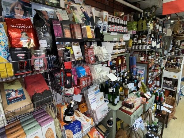 Delicatessens For Sale in Todmorden Photo 6