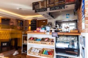 Coffee Shop for sale in Wombourne Photo 7