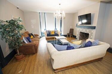 MERSEYSIDE – 10 BEDROOM GUEST HOUSE IN POPULAR SEASIDE TOWN Photo 6