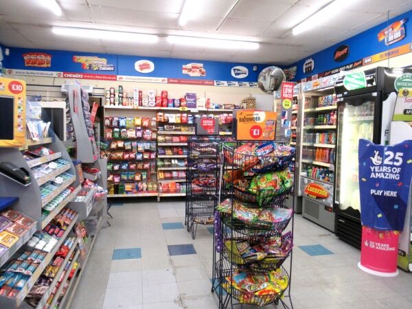 LEASEHOLD NEWS CONVENIENCE - SKELMERSDALE Photo 6