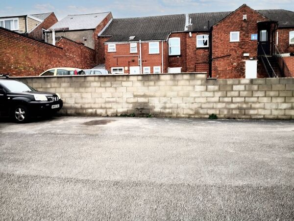Established MOT & Service Garage in Eastwood, Nottinghamshire Photo 6