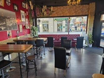 French cafe/restaurant, specialised in crêpes and galettes. Large terrace and 25 seats in. Brand new shop and kitchen. Fully equipped. Photo 6