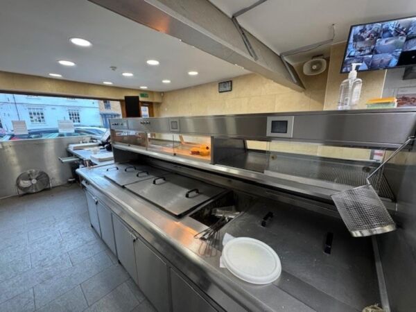 Leasehold Fish & Chip Takeaway Located In Bloxham Photo 6
