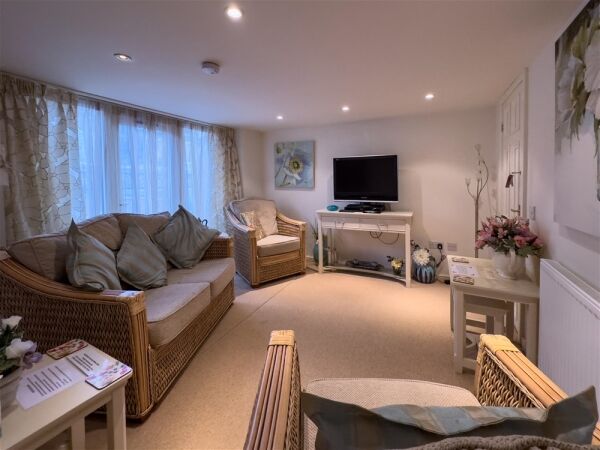 Hotels For Sale in Dronfield Photo 6