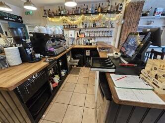 Renowned Cafe Bar & Bistro With Substantial Turnover & Significant Profits Photo 6