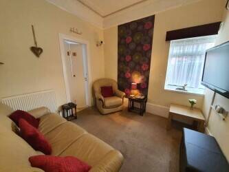 A Beautiful Victorian 8 bedroom Guest House A Beautiful Victorian 8 bedroom Guest House