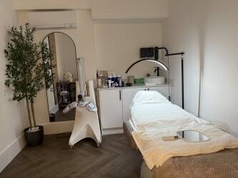 Turnkey Skin Clinic for Sale – Low Overheads, High Potential! Baker Street, London Turnkey Skin Clinic for Sale – Low Overheads, High Potential! Baker Street, London