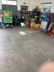Vehicle servicing centre & MOT for class 1/2/4 Photo 6