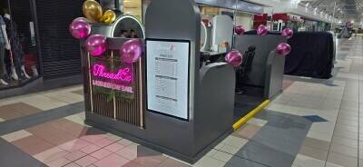 Brow & Lash Kiosk, Shopping Centre, Busy Location Photo 6