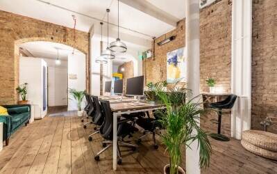 Thriving Café, Co-Working & Event Space in the Heart of Shoreditch Photo 4