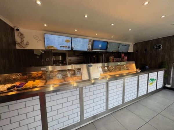 Leasehold Fish & Chip Takeaway Located In Redditch Photo 6