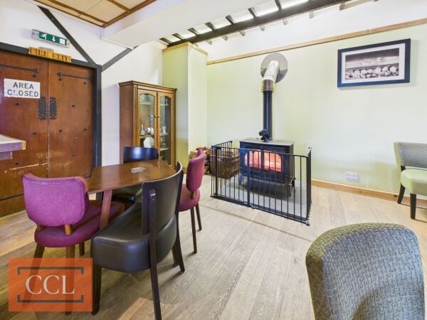 Thriving bar and serviced accommodation business Thriving bar and serviced accommodation business