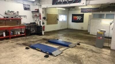 Car repair garage business for sale Growing business Photo 7