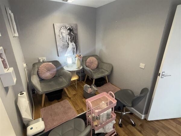 Beauty, Therapy & Tanning For Sale in Driffield Beauty, Therapy & Tanning For Sale in Driffield