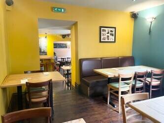 DERBYSHIRE - MARKETPLACE PUB AND RESTAURANT WITH THREE LETTING BEDROOMS Photo 6
