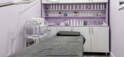 Beauty salon for sale long lease in Hounslow London. Beauty salon for sale long lease in Hounslow London.