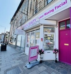 Beauty Salon and Nail Bar for sale in Tooting Bec London