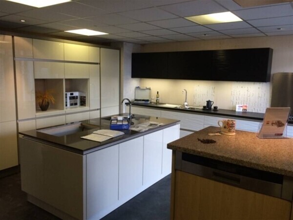 Kitchen & Bedroom Suppliers & Fitters Dronfield, Derbyshire Photo 7