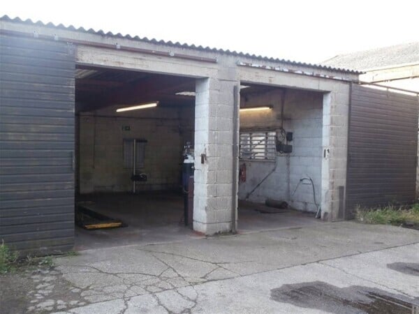 MOT/SERVICING/REPAIRS based HARTLEPOOL Photo 7