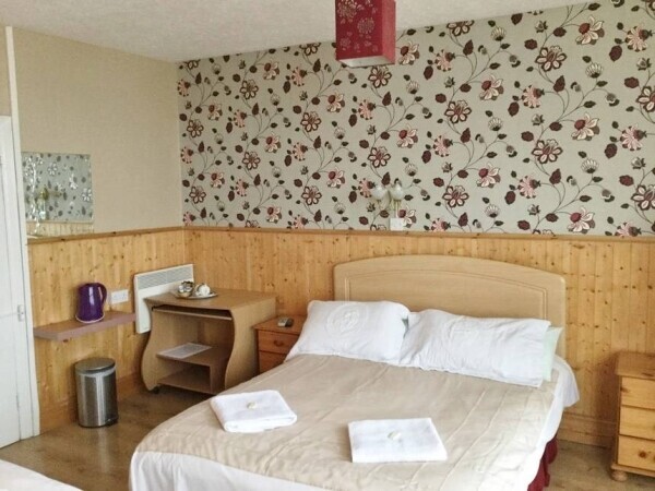 Immaculately Presented 67 Bedroom Hotel Photo 7