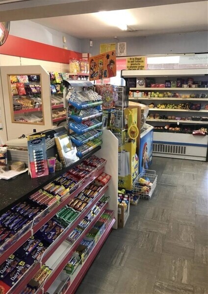 VILLAGE POST OFFICE & LICENSED CONVENIENCE STORE FOR SALE IN OXFORDSHIRE Photo 7