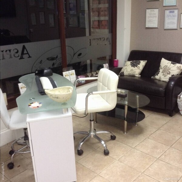 Hairdressers/Beauty salon for sale Photo 7