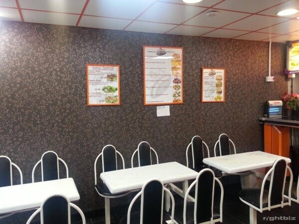 Pizza & Chicken Restaurant Photo 7