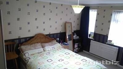 Post Office & Retail. Located in the centre of a busy precinct - heavy residential area. Photo 7