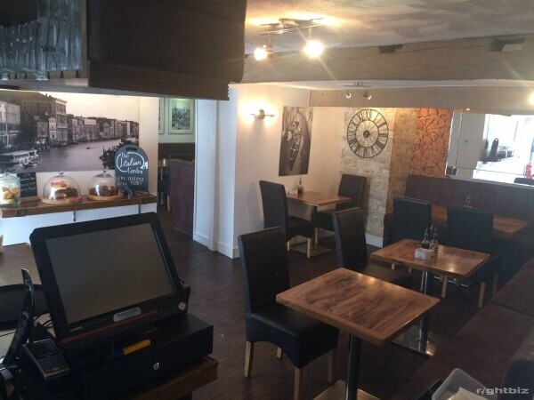 Licensed restaurant in Kirkby Lonsdale with 2 double bedroom accommodation Photo 7