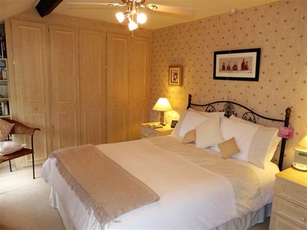 EXCEPTIONAL 7 BEDROOM HOTEL - LEICESTERSHIRE/WARWICKSHIRE BORDER Photo 7