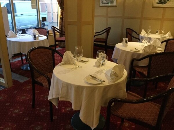 Beautiful Hotel & Restaurant Offering The Finest Dining Photo 7
