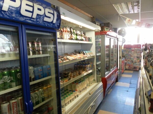 Leasehold Newsagents and Off-Licence Located In Warwick Photo 7