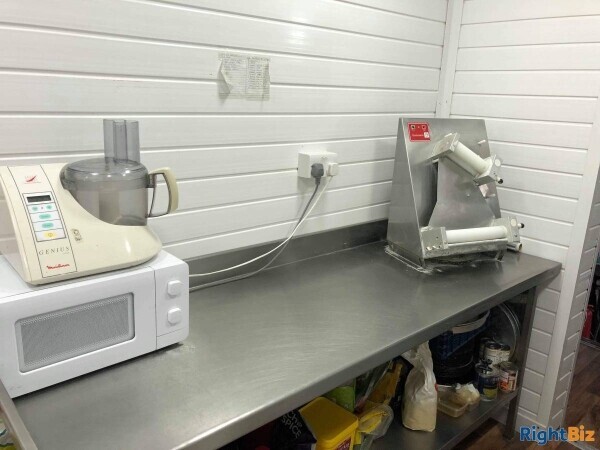 Takeaway kebab shop with delivery in Blackpool Photo 7
