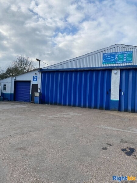 MOT SERVICE CENTRE Photo 7