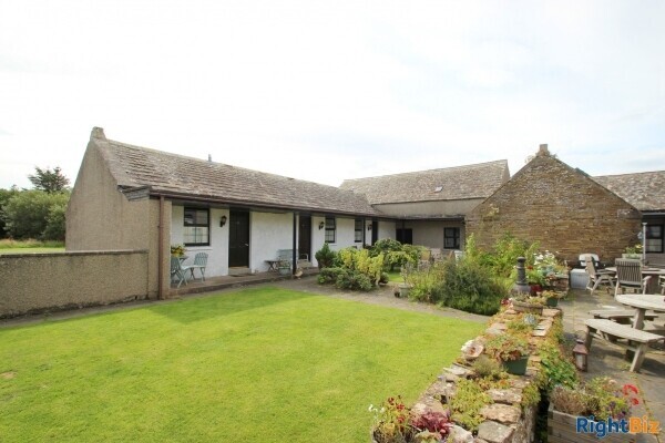 9 Bedroom Hotel Situated on Highland Coastal Route Photo 7