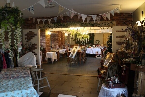 SHROPSHIRE HILLS - BOUTIQUE HOTEL, WEDDING VENUE AND GLAMP SITE IN OUTSTANDING SHROPSHIRE COUNTRYSID Photo 7