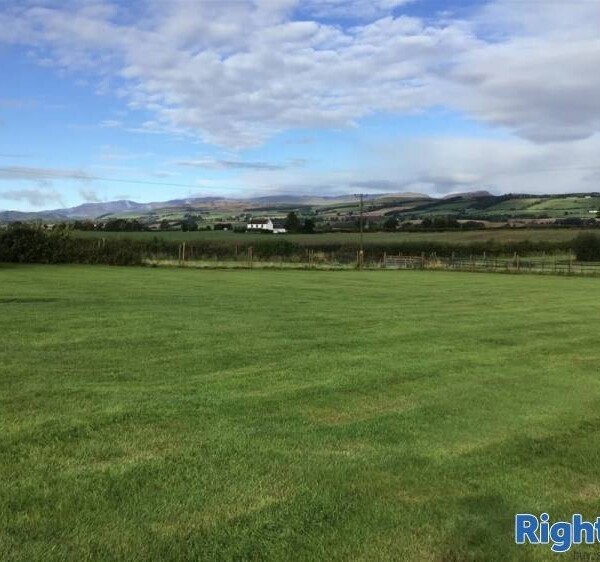 3.8 acres, Kennels & Cattery- Perth And Kinross Photo 7