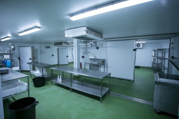 An excellent opportunity to acquire a high volume fish smokehouse in an excellent location Photo 7